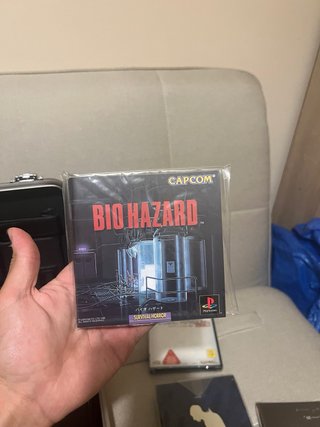 Maletín Biohazard 5th Anniversary Completo 10/10