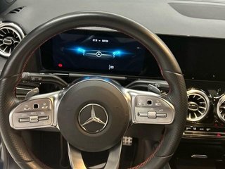 MERCEDES-BENZ Clase B 200 d AMG Line
