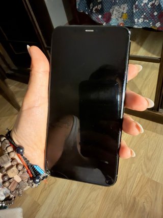iPhone 11 Pro Max + 2 custodie con portafoglio