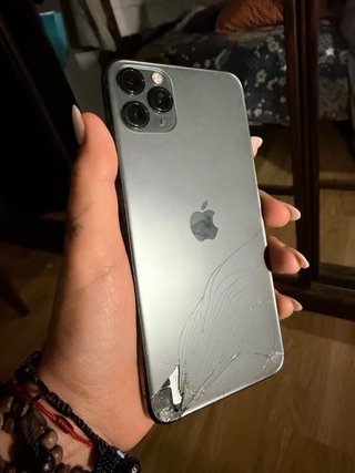 iPhone 11 Pro Max + 2 custodie con portafoglio
