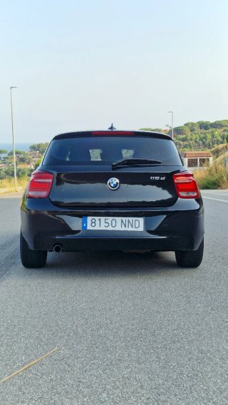 BMW Serie 1 116D  2014