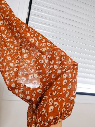 Blusa estampada manga larga