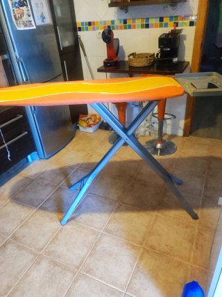 Tabla de planchar plegable