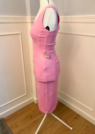 Vestido rosa estilo pin-up