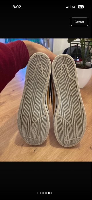 Zapatillas Nike Blancas y Negras