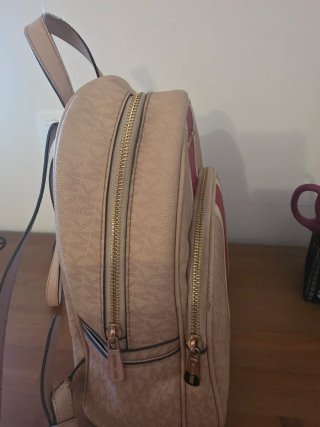 Mochila Michael Kors Beige y Roja