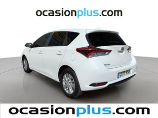 Toyota Auris 140H Hybrid Business 100 kW (136 CV)