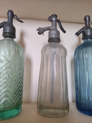 Sifón antiguo de vidrio