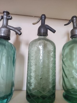 Sifón antiguo de vidrio