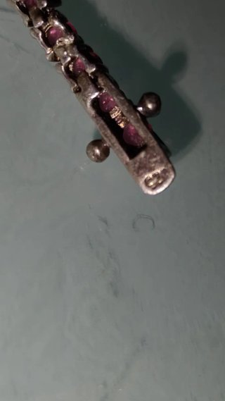 Pulsera Plata Ley y Piedras Rojas