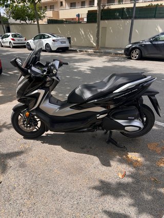 Honda Forza 350cc ABS 2021 - 5200 km Impecable