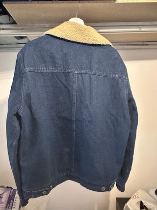 Cazadora vaquera Mango con cuello borreguillo