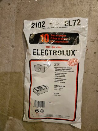Aspirador Electrolux D740