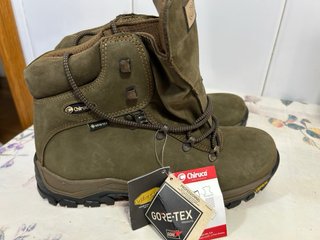 Botas Chiruca Montaña Agua Talla 43