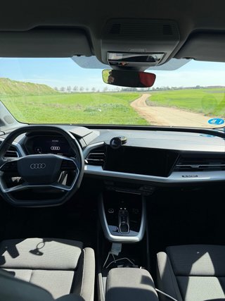 Audi Q4 CAMBIO TESLA MODEL Y GRAN AUTONOMIA