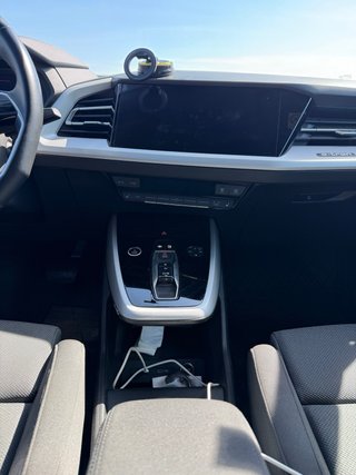 Audi Q4 CAMBIO TESLA MODEL Y GRAN AUTONOMIA
