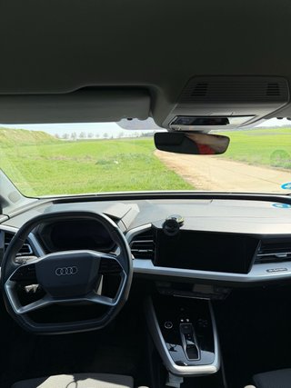 Audi Q4 CAMBIO TESLA MODEL Y GRAN AUTONOMIA