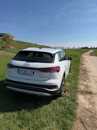 Audi Q4 CAMBIO TESLA MODEL Y GRAN AUTONOMIA