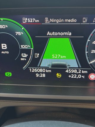 Audi Q4 etron S line batería grande 82.7 kw