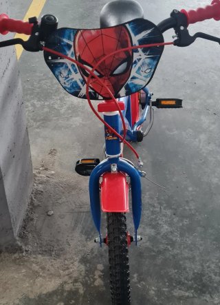 Bicicleta Spiderman Azul y Roja