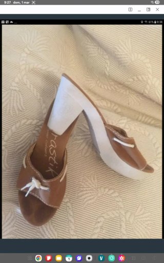 OCASION Sandalias tacón Rastik marrones T36
