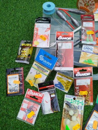 Caja de pesca con accesorios, Estuche Surfcasting