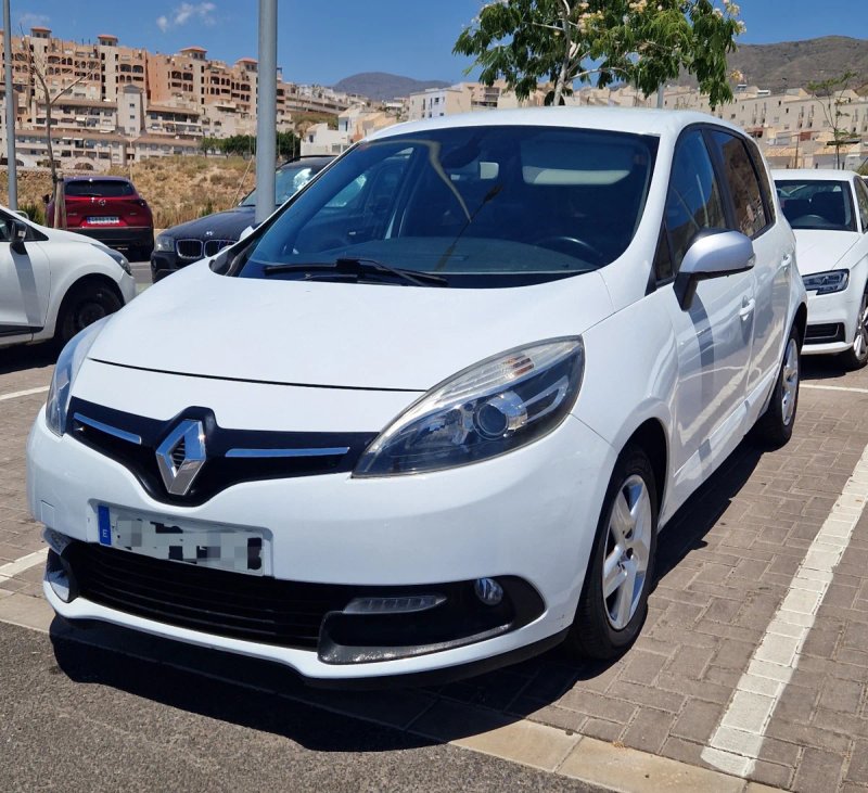Renault Scenic 2016 - foto 1