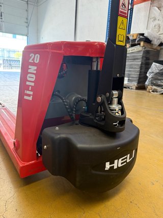 Traspaleta Eléctrica HELI 1.5 - 1500 kg. NUEVA