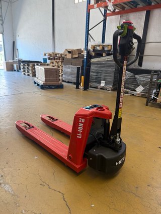Traspaleta Eléctrica HELI 1.5 - 1500 kg. NUEVA