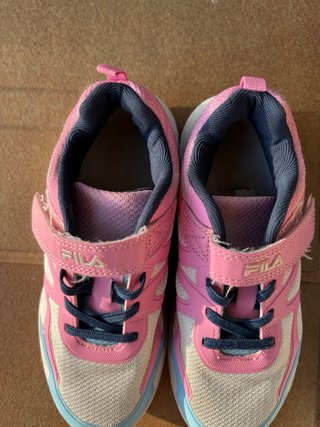 Lote de 3 pares tenis Talla 33