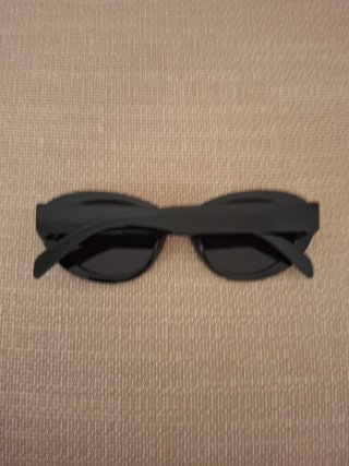Occhiali da sole donna H&M neri e oro