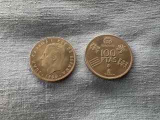 Lote de 2 Monedas de 100 Pts del Mundial 1980