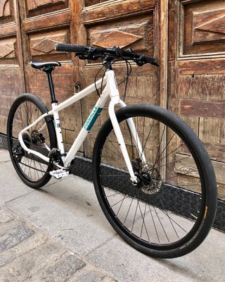 Bicicleta Híbrida Pinnacle Talla M