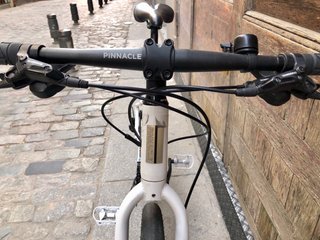 Bicicleta Híbrida Pinnacle Talla M