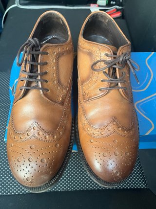 Zapatos de vestir marrones
