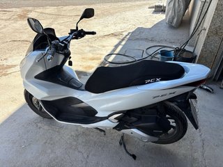 Honda PCX 125 2019 Blanca