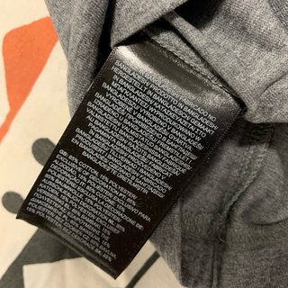 The North Face Camiseta Gris Talla M Nueva