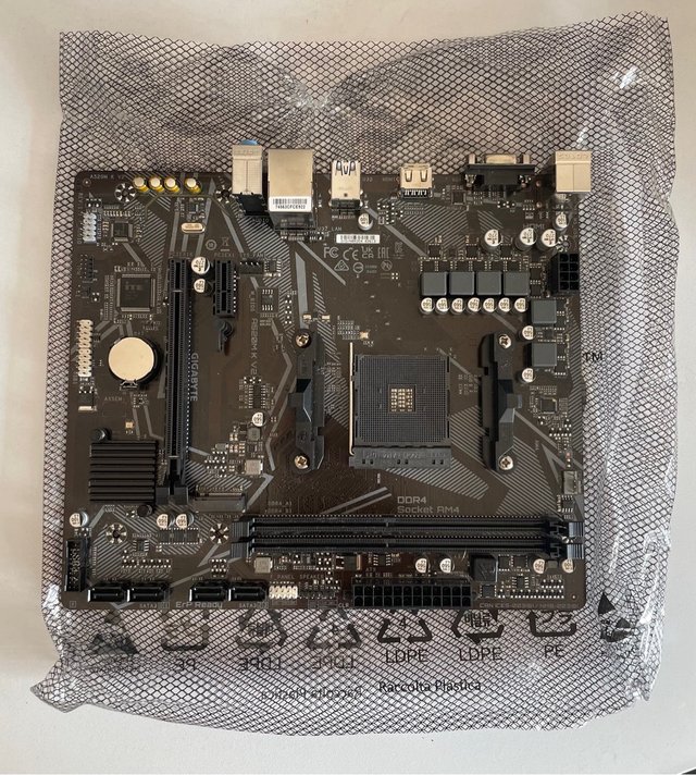 Placa Base Gigabyte A520M K V2