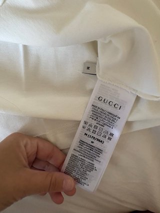 Camiseta Gucci Blanca Logo Spray