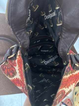 Bolso Desigual estilo bandolera