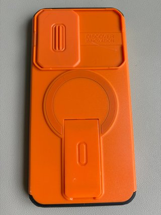 Funda móvil naranja con soporte
