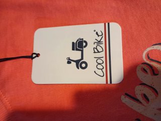 CoolBike, camiseta hombre color coral, logo Vespa
