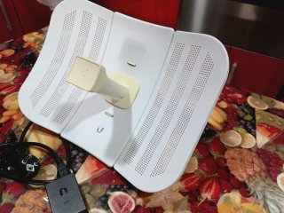 Radio Antena Ubiquiti LiteBeam M5 23dBi 5GHz