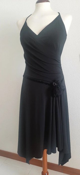 Vestido Negro Zara