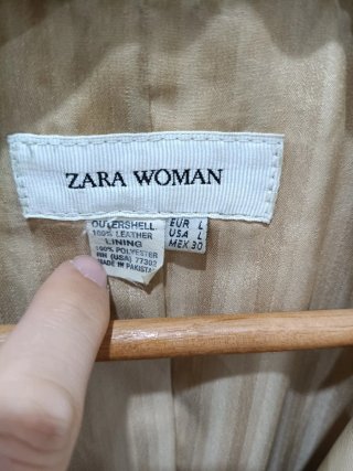 Abrigo cuero Zara
