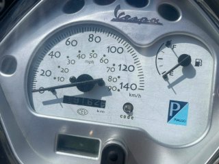 Vespa 125LX Negra