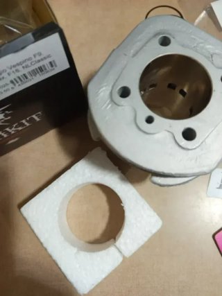 Cilindro Vespino F9, F18 VELOFAX  Barikit 65