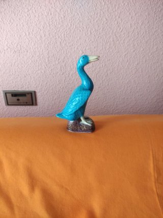 Figura Pato Porcelana Azul