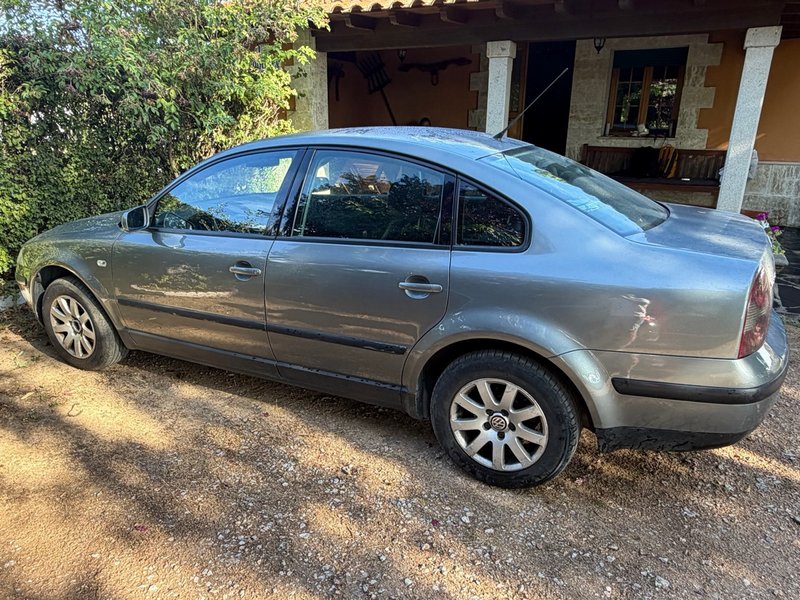 Volkswagen Passat 2004 unico propietario - foto 1
