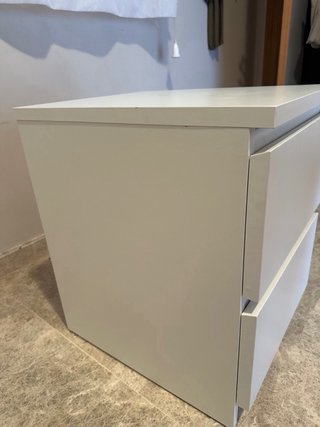 Mesitas de noche blancas MALM